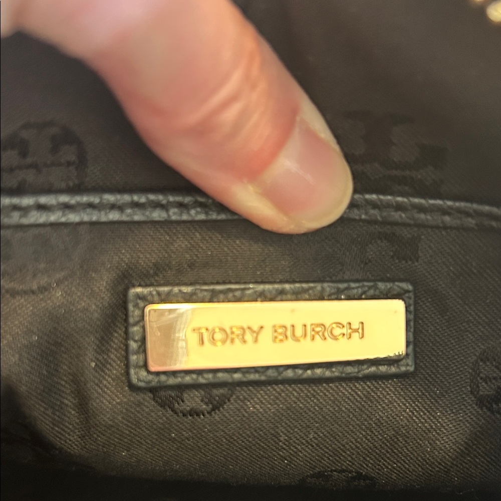 Tory Burch Black Pebbled Leather Crossbody with Tassel - Picture 5 of 12